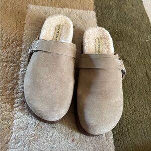 Lucky Brand  Leather Slip-On